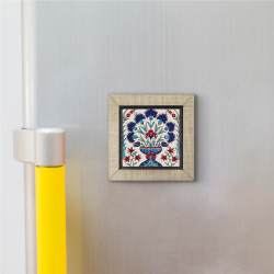 Topkapı Sarayı Harem Dairesi'nden Bir Çini Deseni Printed Wooden Magnet