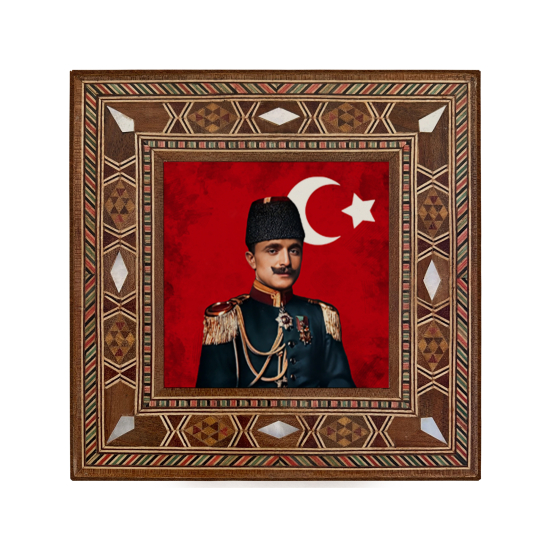 Enver Paşa Baskılı Sedef Görünümlü Ahşap Magnet