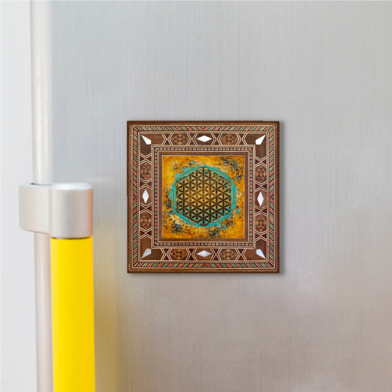 Yaşam Çiçeği Sembolü Printed Mother-of-Pearl Effect Wooden Magnet