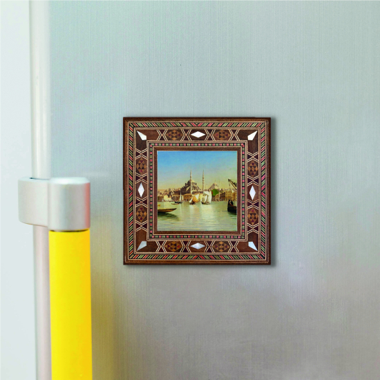 Eminönü Yeni Camii Printed Mother-of-Pearl Effect Wooden Magnet