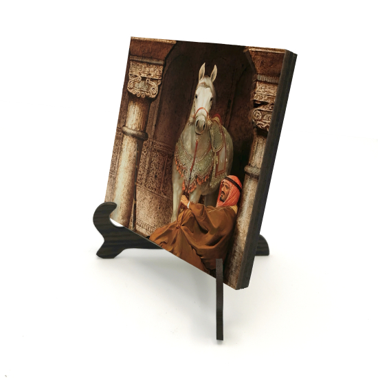 At Görseli Printed Wooden Tabletop