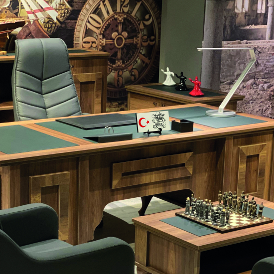 İsim Yazılabilir, Hilal Ay ve Yıldız Printed Wooden Tabletop