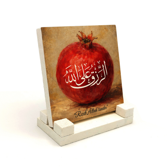 "Rızık Allah'tandır" Baskılı Doğal Taş Masaüstlük