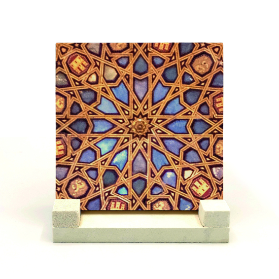 El Hamra Sarayı'ndan Desen Printed Natural Stone Tabletop